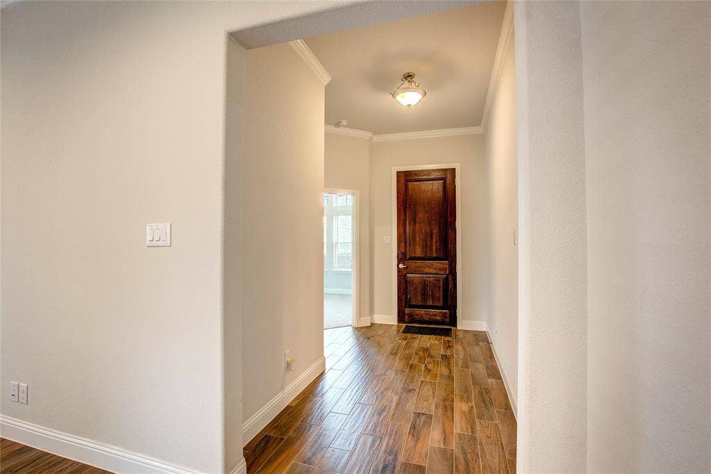 820 10th Street, Argyle, TX 76226