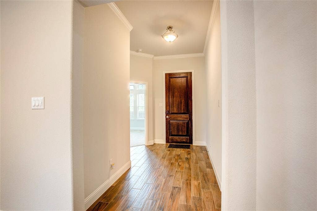 820 10th Street, Argyle, TX 76226
