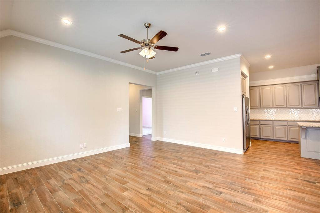 820 10th Street, Argyle, TX 76226