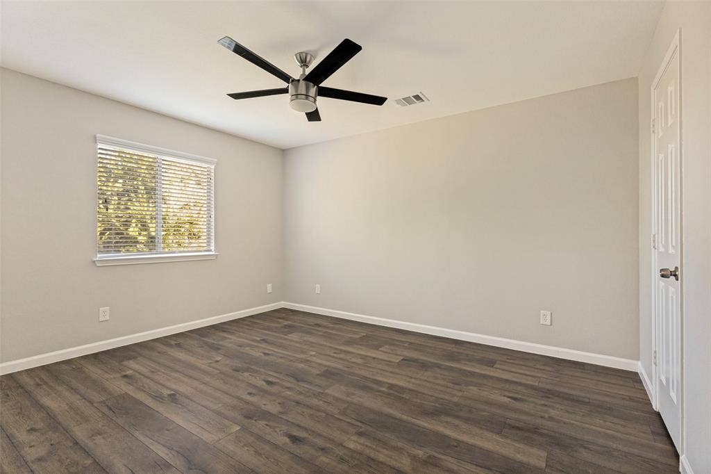 2nd Floor Bedroom #1- Empty
