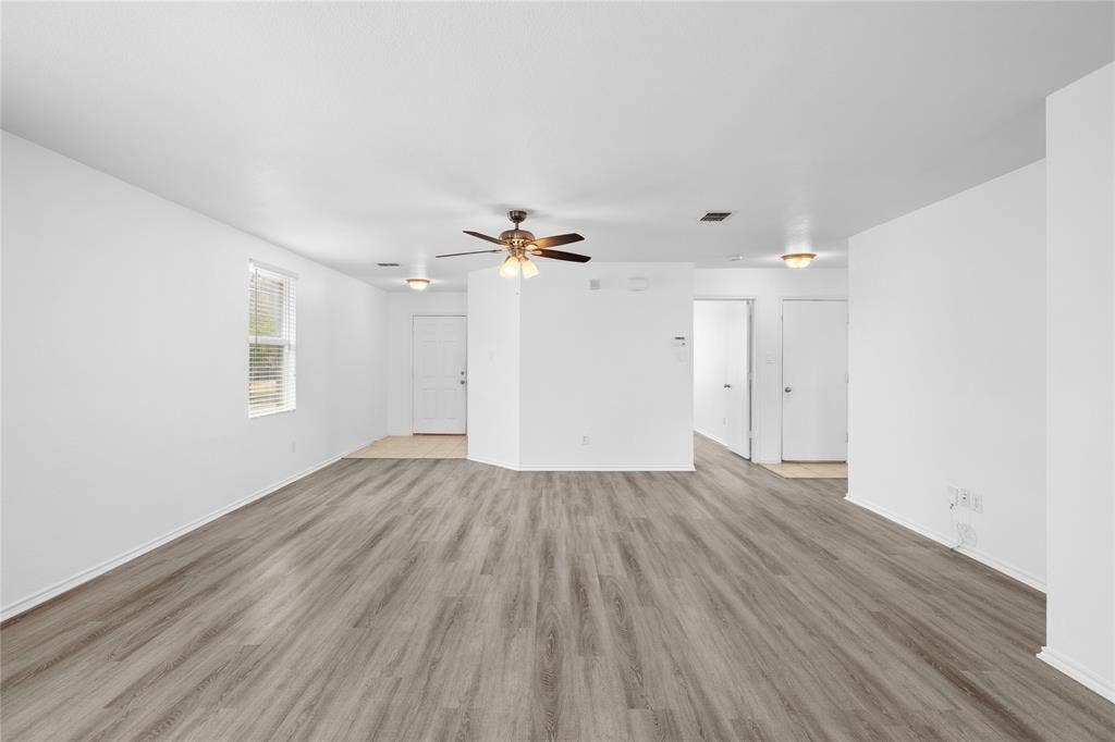 8421 Cotton Valley Lane, Arlington, TX 76002 8421 Cotton Valley Lane, Arlington, TX 76002