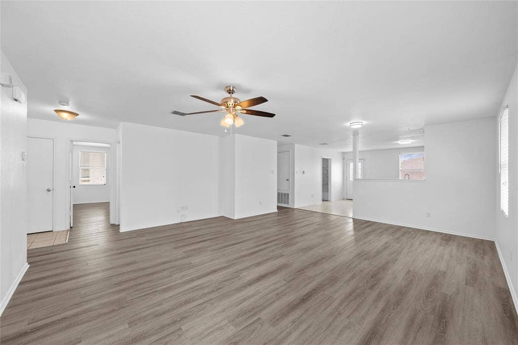 8421 Cotton Valley Lane, Arlington, TX 76002 8421 Cotton Valley Lane, Arlington, TX 76002