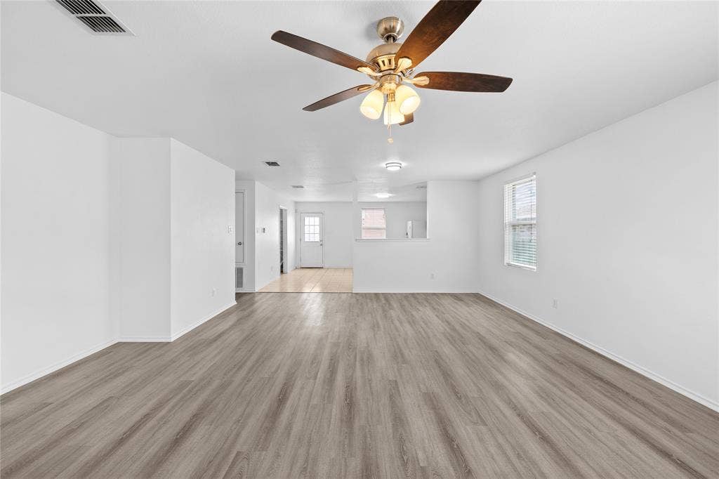 8421 Cotton Valley Lane, Arlington, TX 76002 8421 Cotton Valley Lane, Arlington, TX 76002
