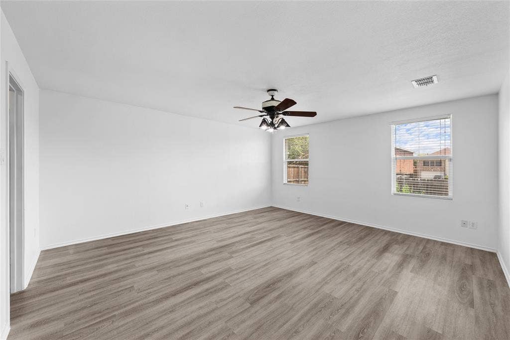 8421 Cotton Valley Lane, Arlington, TX 76002 8421 Cotton Valley Lane, Arlington, TX 76002