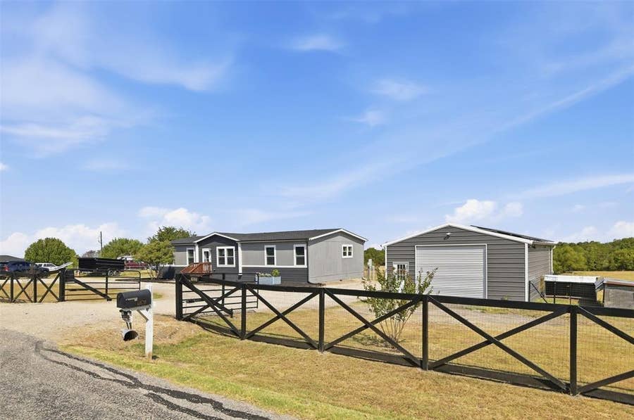 Property photo for 11620 County Road 586, Royse City, TX