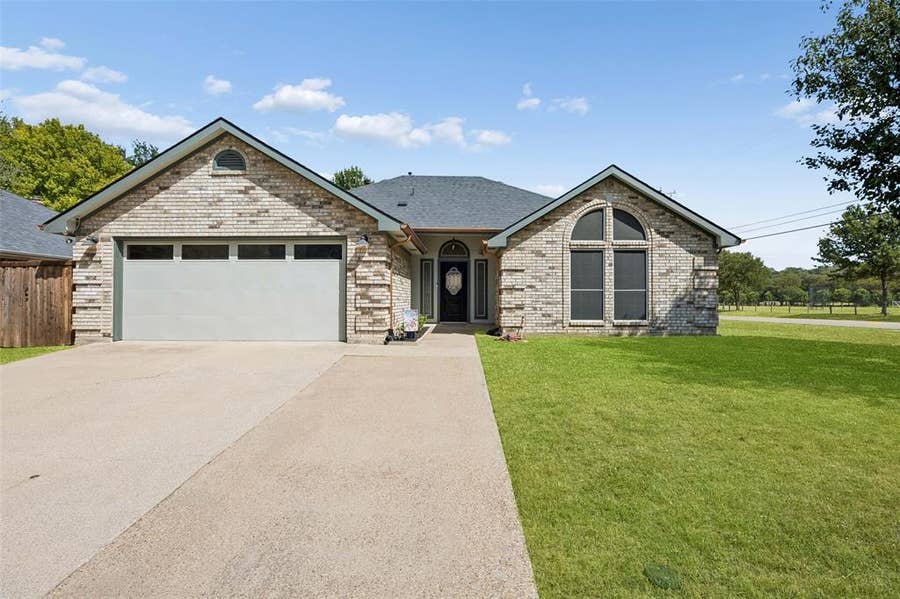 Property photo for 340 Austin Street, Keller, TX