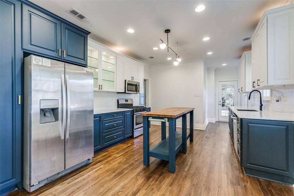 5027 Stoneleigh Avenue, Dallas, TX 75235 5027 Stoneleigh Avenue, Dallas, TX 75235