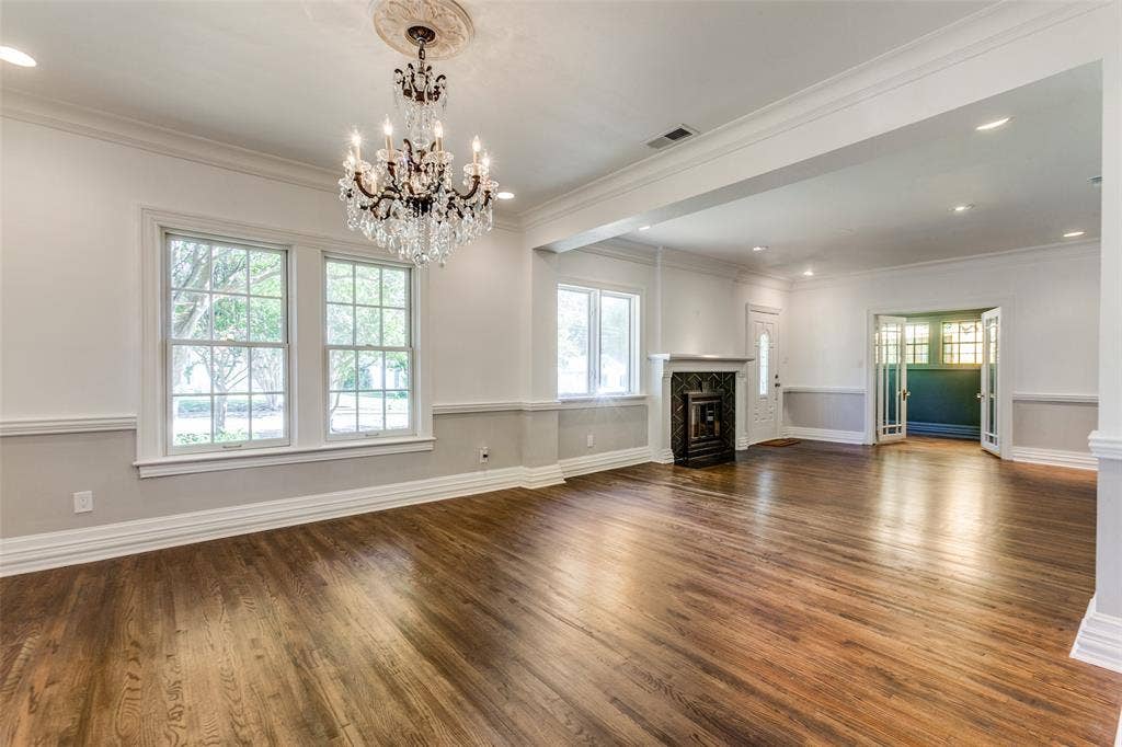 5027 Stoneleigh Avenue, Dallas, TX 75235 5027 Stoneleigh Avenue, Dallas, TX 75235