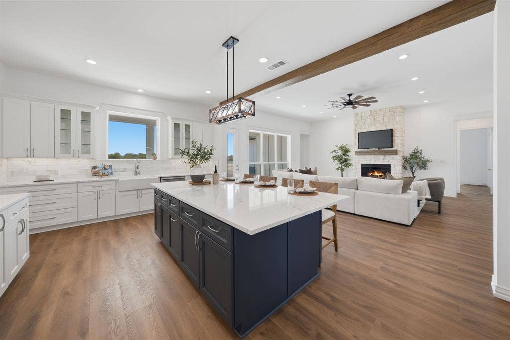 13929 Jackson Road, Krum, TX 76249