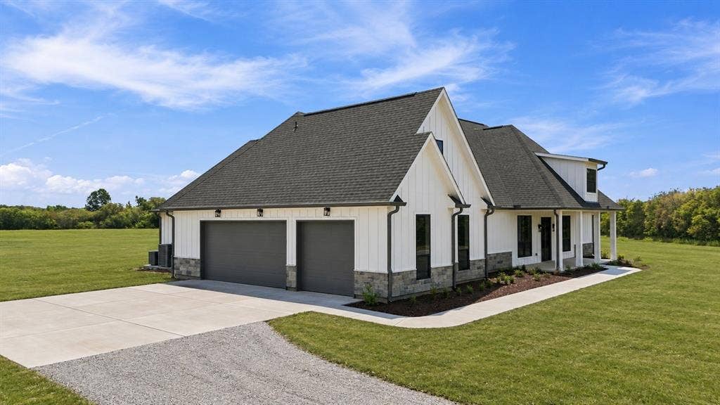 13929 Jackson Road, Krum, TX 76249