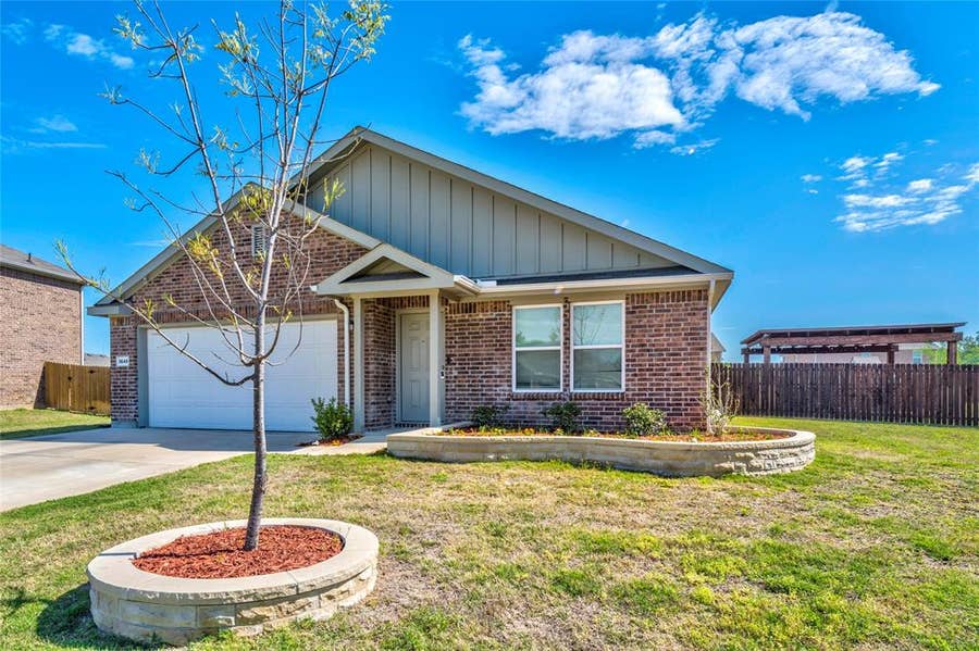Property photo for 3640 Chestnut Oak Drive, Dallas, TX