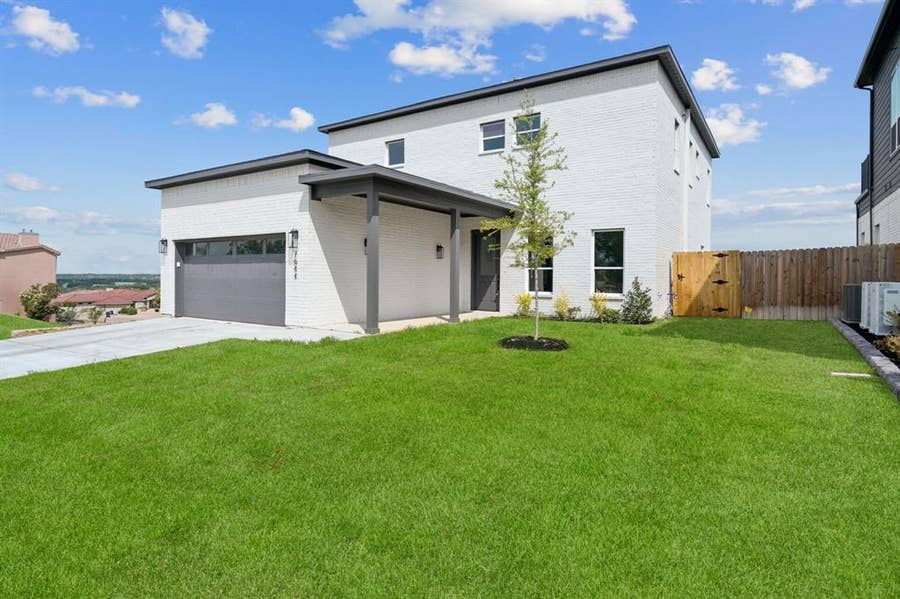 Property photo for 7644 Trailridge Drive, Fort Worth, TX
