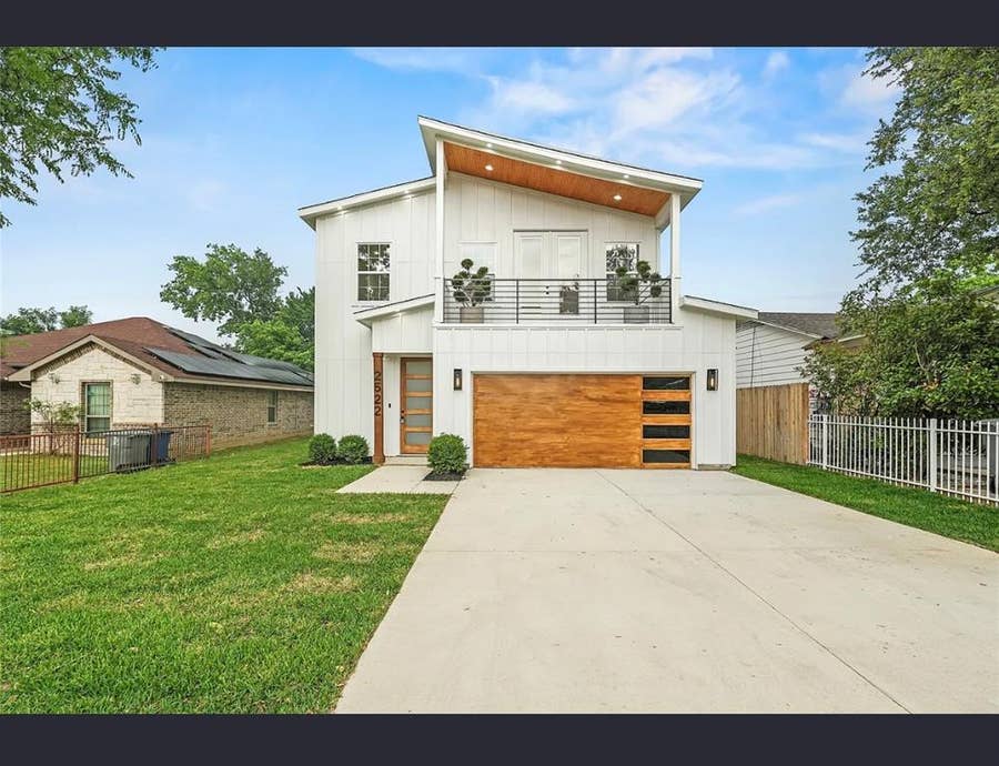 Property photo for 2522 Seevers Avenue, Dallas, TX