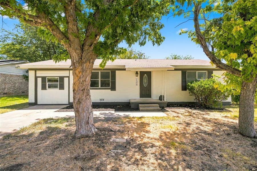 Property photo for 1508 Bowie Court, Killeen, TX