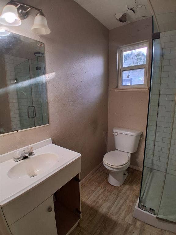 2133 Glenfield Avenue, Dallas, TX 75224 2133 Glenfield Avenue, Dallas, TX 75224