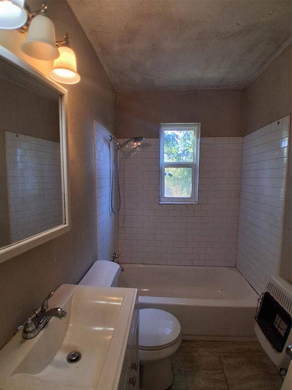 2133 Glenfield Avenue, Dallas, TX 75224 2133 Glenfield Avenue, Dallas, TX 75224
