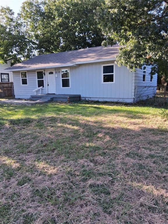 2133 Glenfield Avenue, Dallas, TX 75224 2133 Glenfield Avenue, Dallas, TX 75224