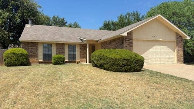 Property photo for 7524 Blue Sage Circle, Fort Worth, TX
