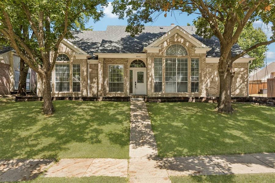 Property photo for 8113 Pickard Drive, Rowlett, TX