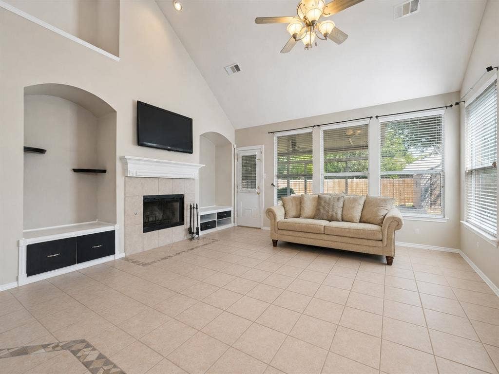 4205 Creek Falls Drive, Corinth, TX 76208 4205 Creek Falls Drive, Corinth, TX 76208