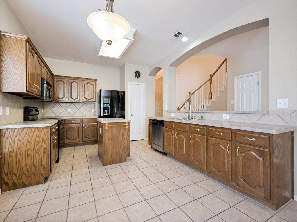 4205 Creek Falls Drive, Corinth, TX 76208 4205 Creek Falls Drive, Corinth, TX 76208