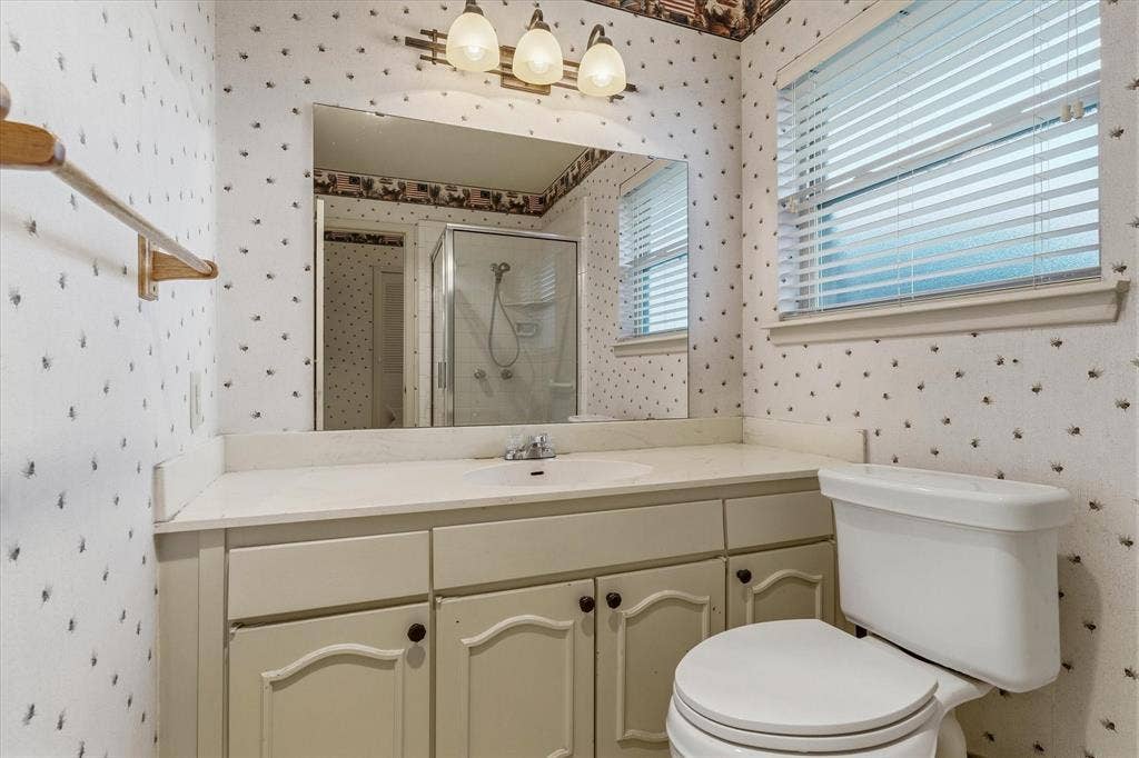 13121 Pennystone Drive, Farmers Branch, TX 75244 13121 Pennystone Drive, Farmers Branch, TX 75244