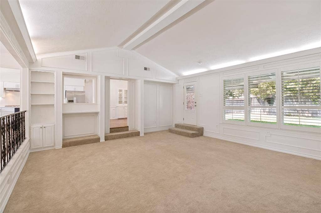 15305 Leavalley Drive, Dallas, TX 75248 15305 Leavalley Drive, Dallas, TX 75248