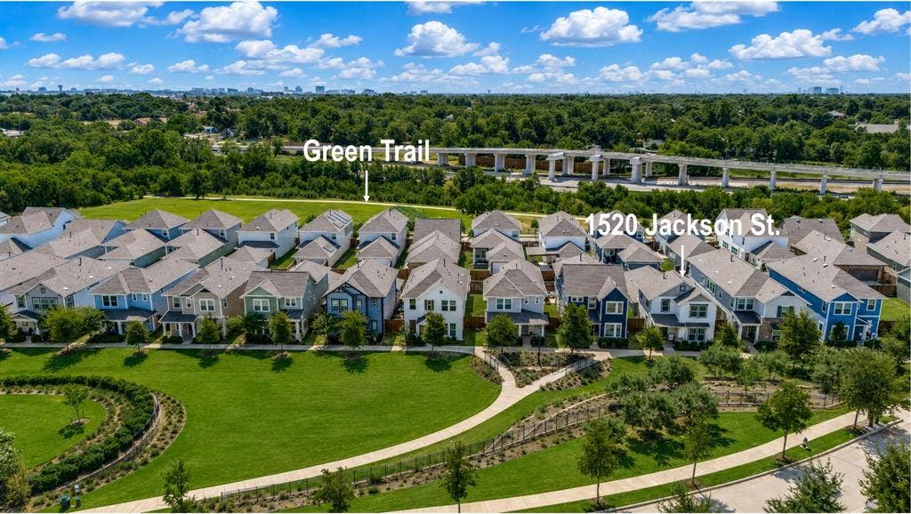 1520 Jackson Street, Carrollton, TX 75006