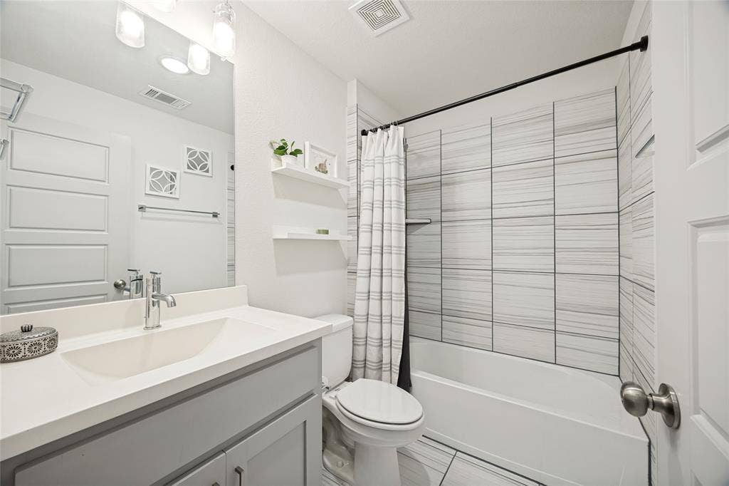 1520 Jackson Street, Carrollton, TX 75006