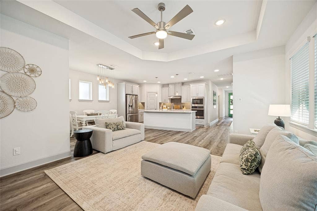 1520 Jackson Street, Carrollton, TX 75006