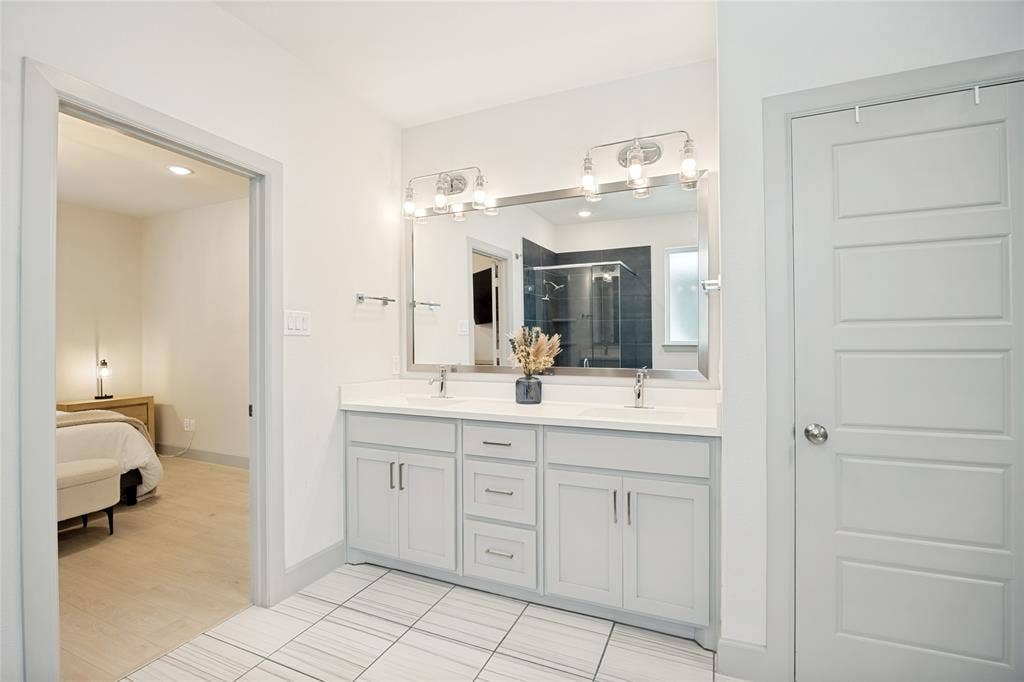 1520 Jackson Street, Carrollton, TX 75006
