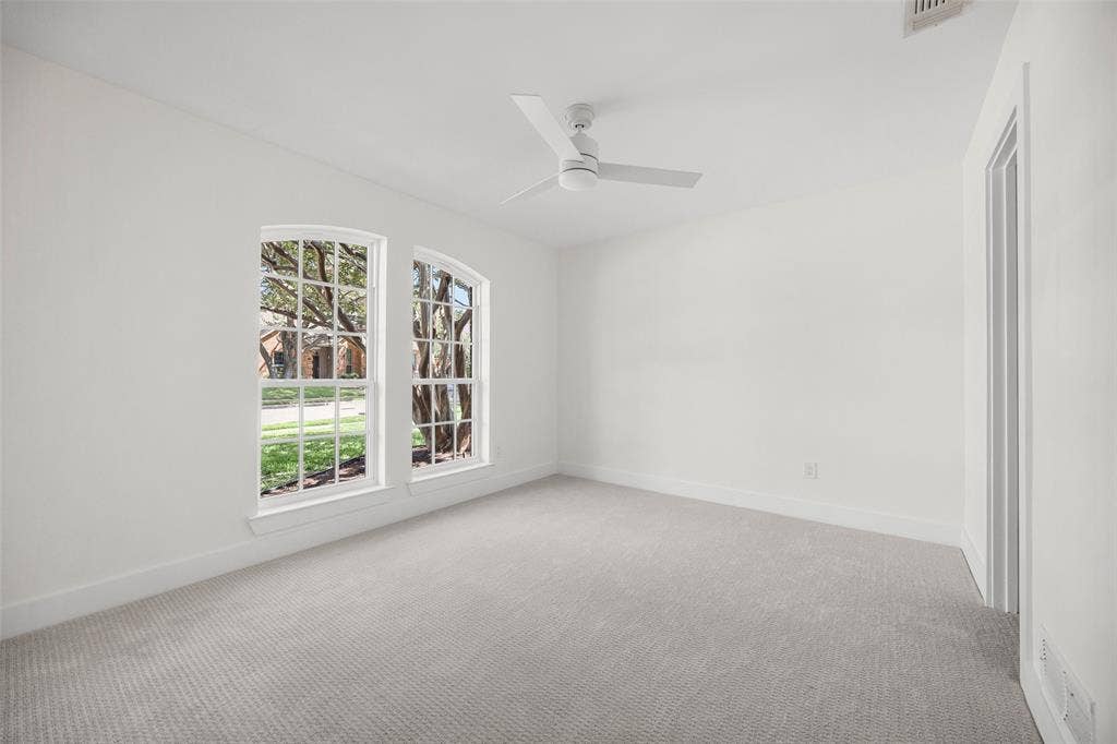 2420 Corby Drive, Plano, TX 75025 2420 Corby Drive, Plano, TX 75025