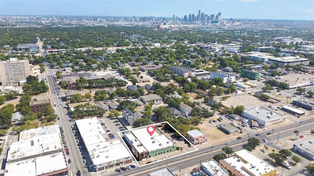 817 W Jefferson Boulevard, Dallas, TX 75208 AERIAL VIEW