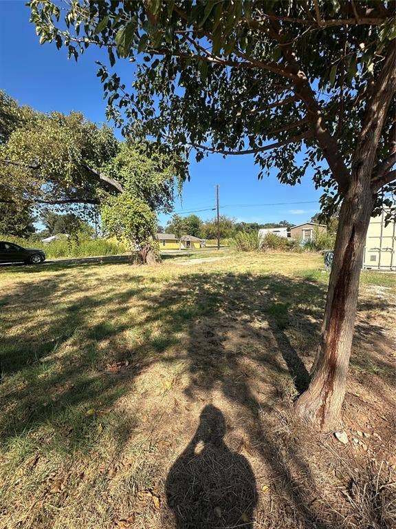 Property photo for 288 Nottingham Drive, Gordonville, TX