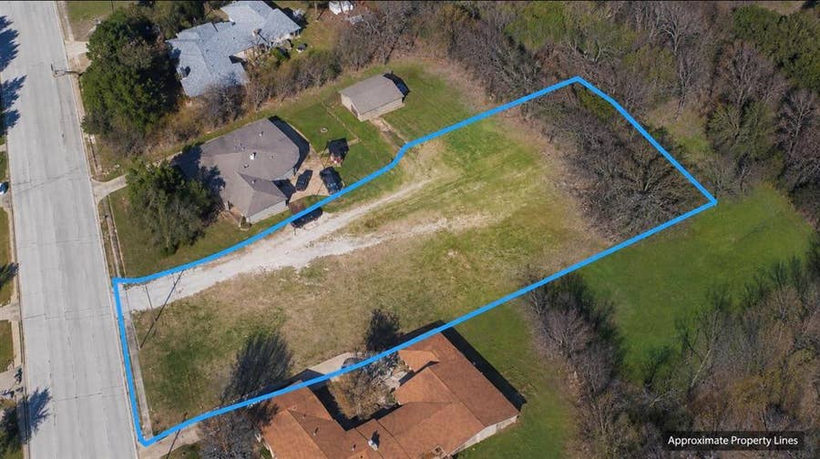 Property photo for 7718 S Lancaster Road, Dallas, TX