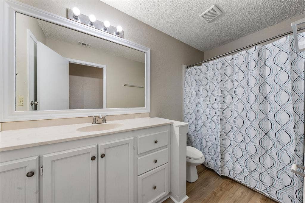 1300 Chapel Creek Road, #1302, Waco, TX 76712 1302