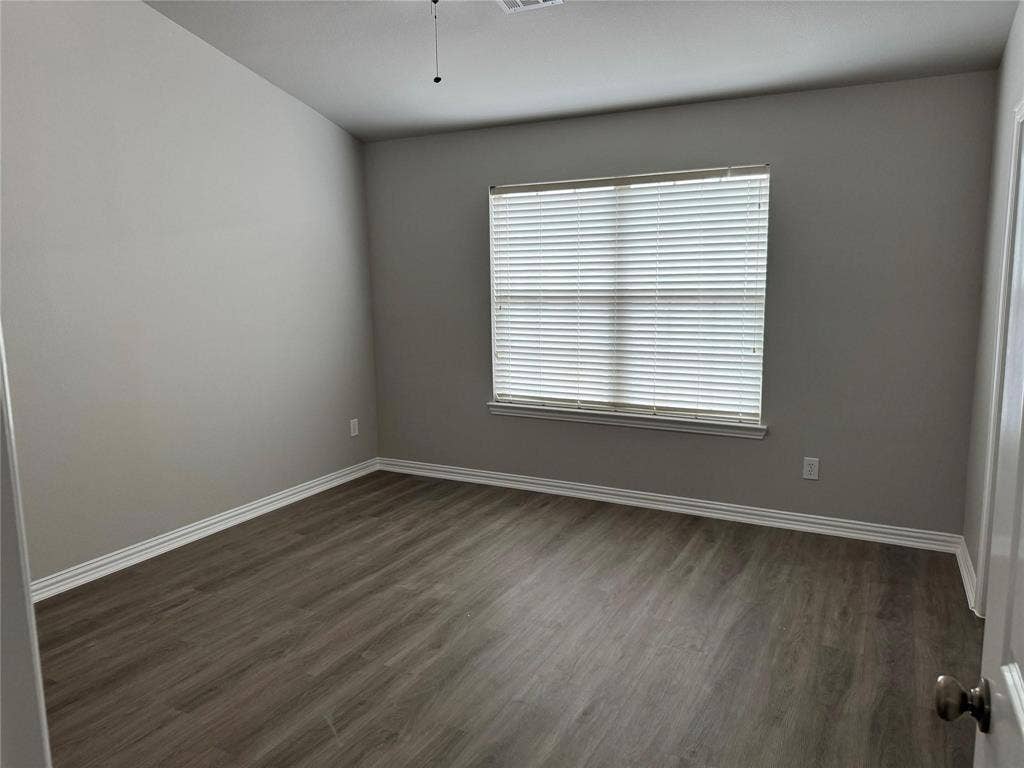 1444 Chase Lane, Irving, TX 75063 1444 Chase Lane, Irving, TX 75063