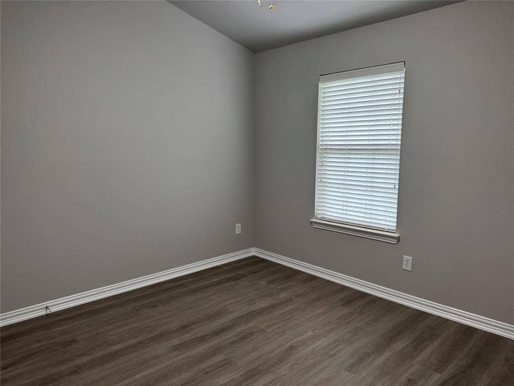 1444 Chase Lane, Irving, TX 75063 1444 Chase Lane, Irving, TX 75063