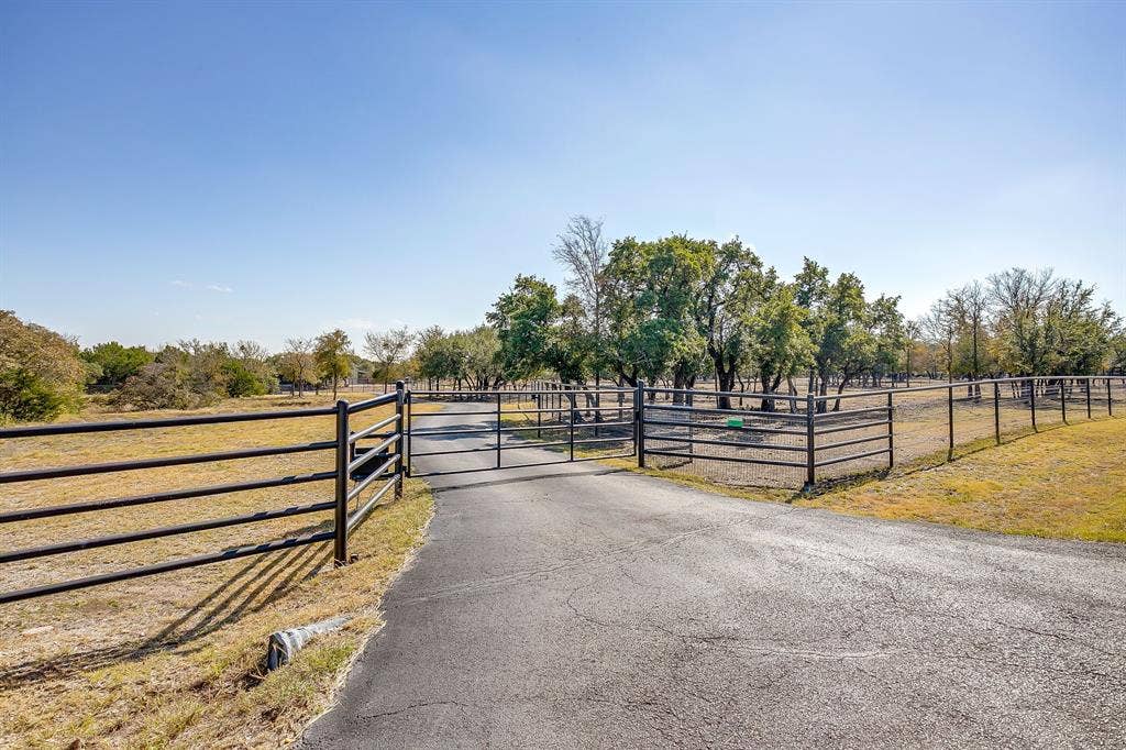 357 Wood Lake Road, Aledo, TX 76008 357 Wood Lake Road, Aledo, TX 76008
