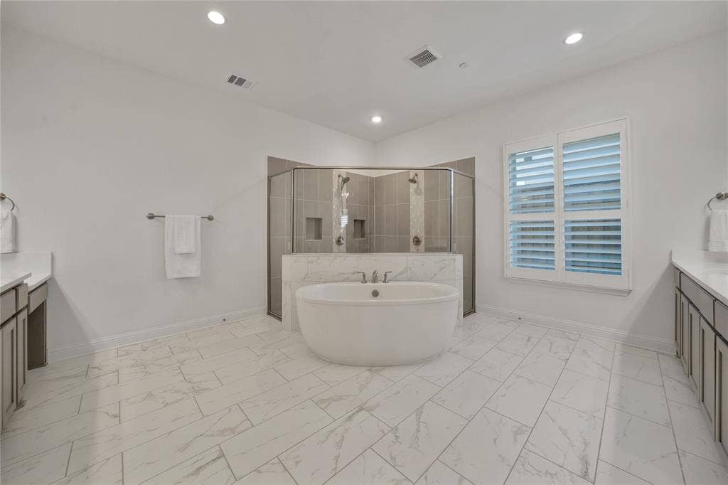13452 Spokane Way, Frisco, TX 75035 13452 Spokane Way, Frisco, TX 75035