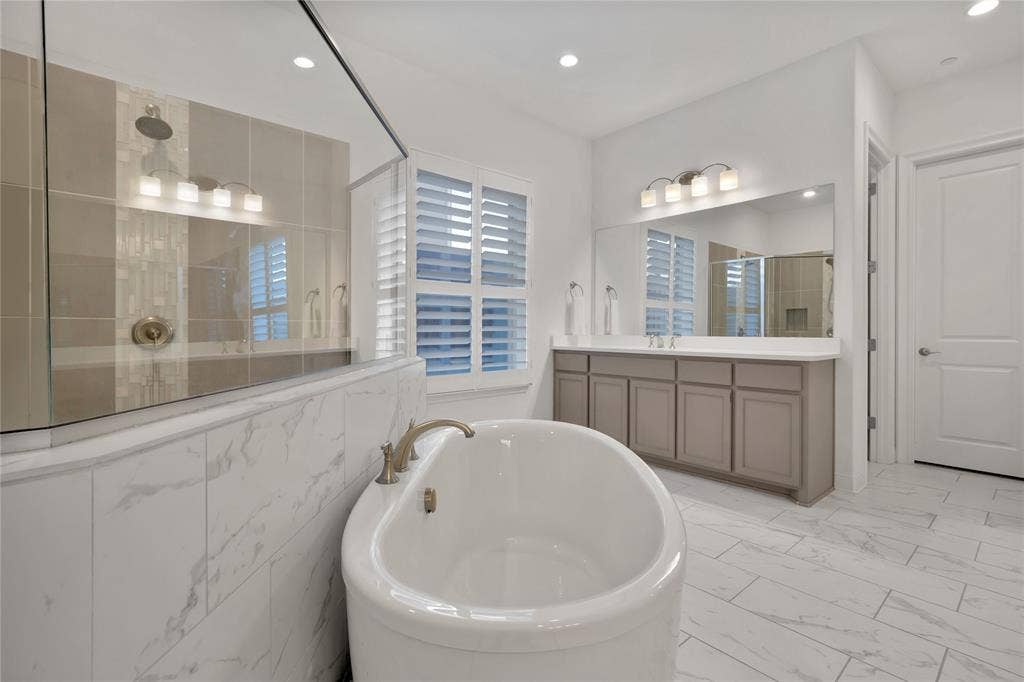 13452 Spokane Way, Frisco, TX 75035 13452 Spokane Way, Frisco, TX 75035