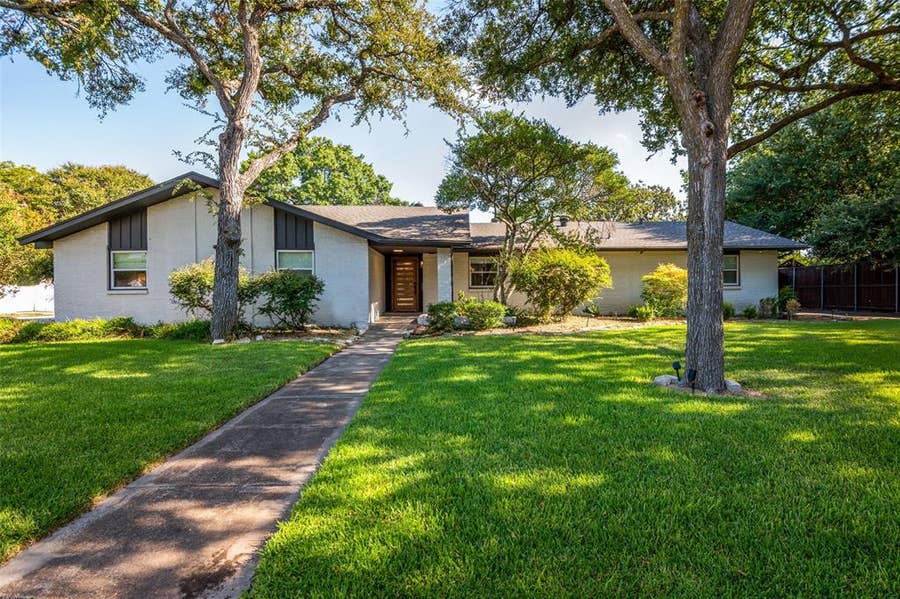 Property photo for 3980 Deep Valley Drive, Dallas, TX