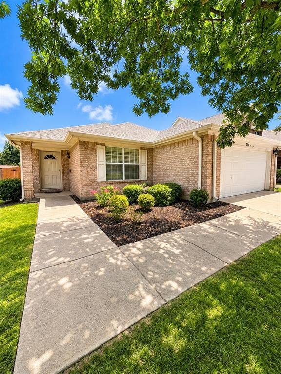 Property photo for 2036 Moonlight Trail, Heartland, TX