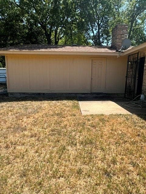 1441 Quartet Drive, Dallas, TX 75241 Backyard with patio