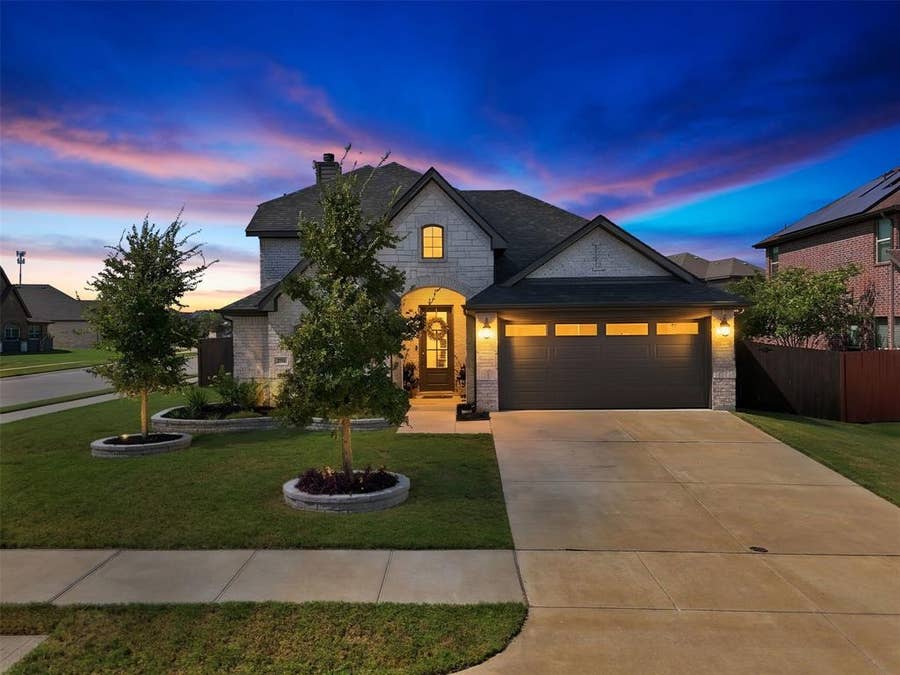 Property photo for 251 Bear Trail, Waxahachie, TX