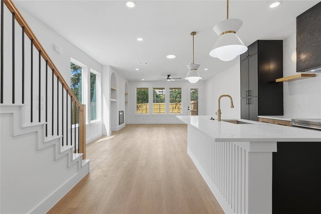 3300 S Harwood Street, Dallas, TX 75215 3300 S Harwood Street, Dallas, TX 75215