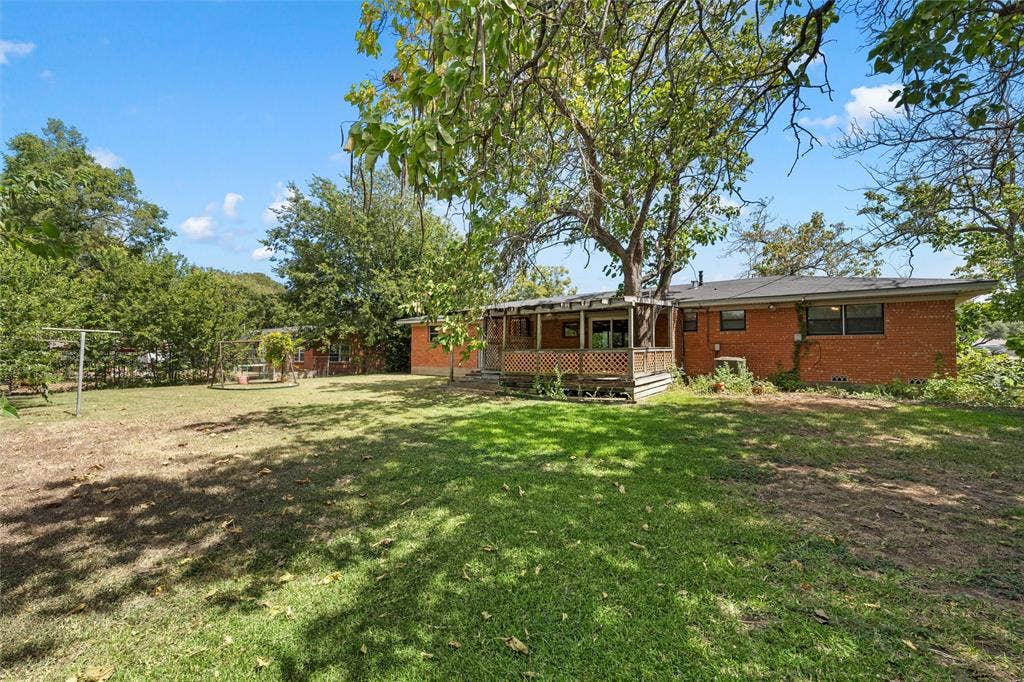 8817 Oakdale Drive, Woodway, TX 76712 8817 Oakdale Drive, Woodway, TX 76712