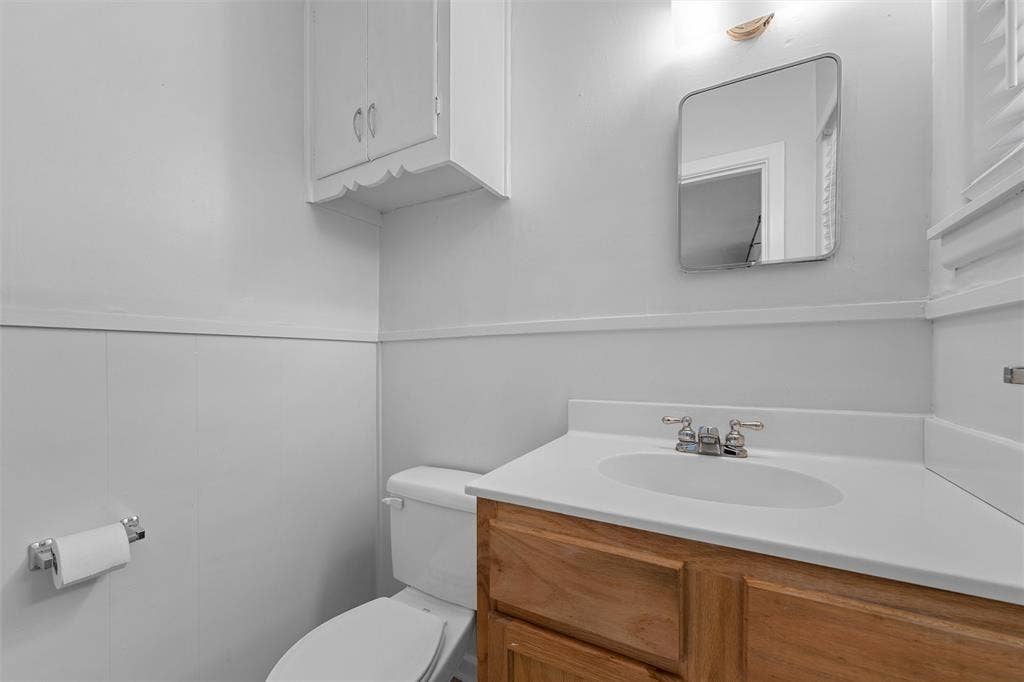 8817 Oakdale Drive, Woodway, TX 76712 8817 Oakdale Drive, Woodway, TX 76712