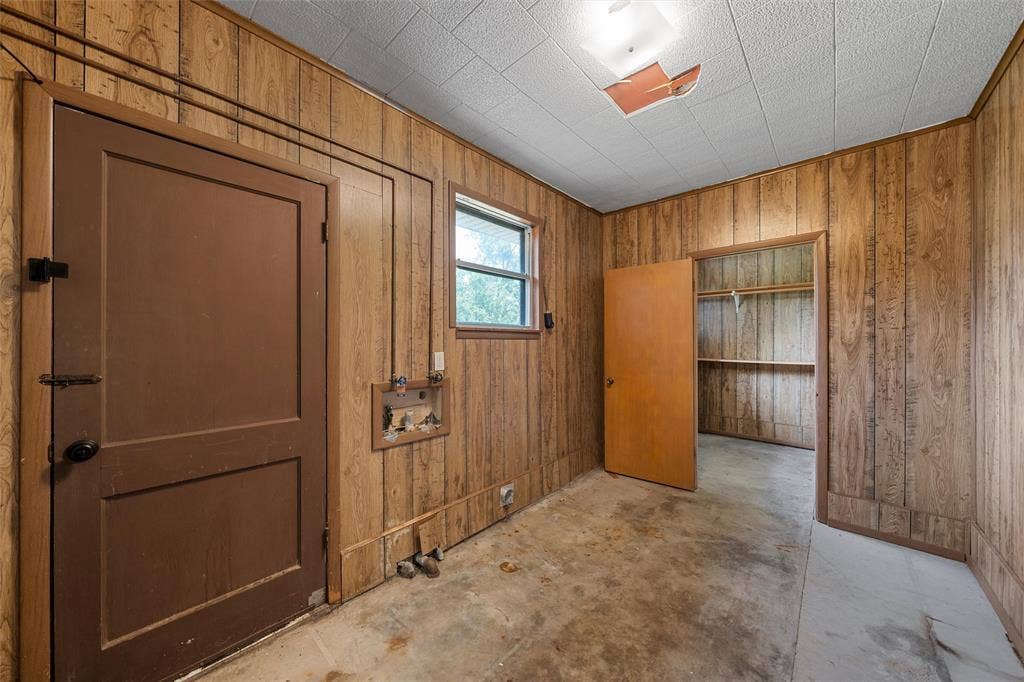 8817 Oakdale Drive, Woodway, TX 76712 8817 Oakdale Drive, Woodway, TX 76712