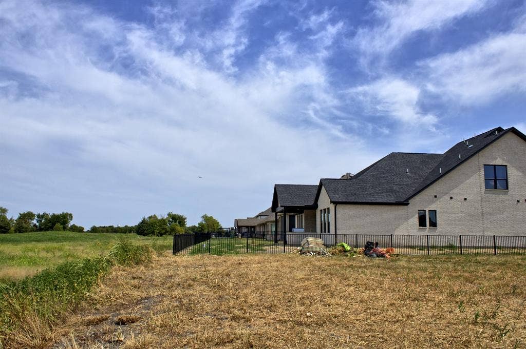 4007 Yellow Jasmine Lane, Heath, TX 75126 4007 Yellow Jasmine Lane, Heath, TX 75126